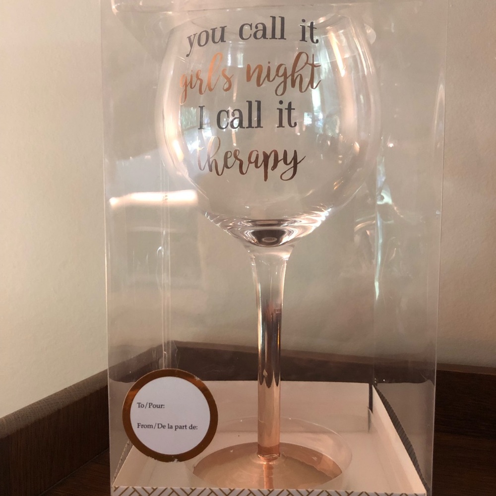 NIB Wine Glass Verre a’ Vin GIRLS NIGHT OUT 18 oz.
